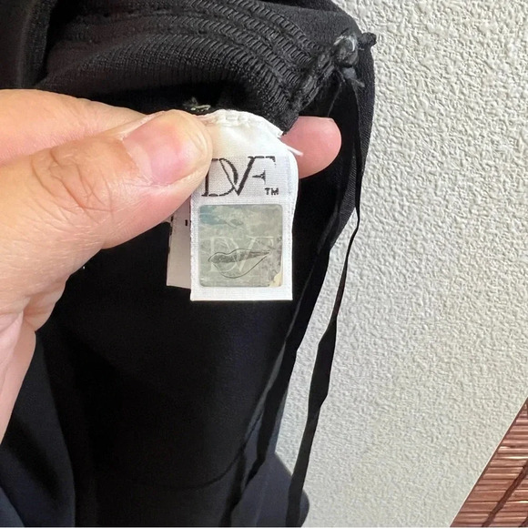 Diane von Furstenberg Perry Sleeveless Fit-and-Flare Dress - Picture 7 of 12